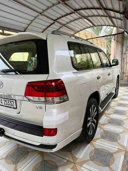 لاندكروز 2019 مكفوله كفاله عامه8 سلندر  رقم بصره جديد سنويه جديده  ساز اصليه شاحن ويرلس طفايه بلاد كشنات كهرباء كشن السايق 3 دكم 8 رباكات جنطه شفط ماشيه 66 الف السعر 545 وبيه مجال بسيط للشراي التصال على الرقم *********** او *********** البصره قضاء المدينه Singapore
