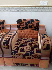 قنفات تفصال بالاعظميه تجي وشوف النظافه ممتازة سبب البيع اريد اخذ تخم ا...