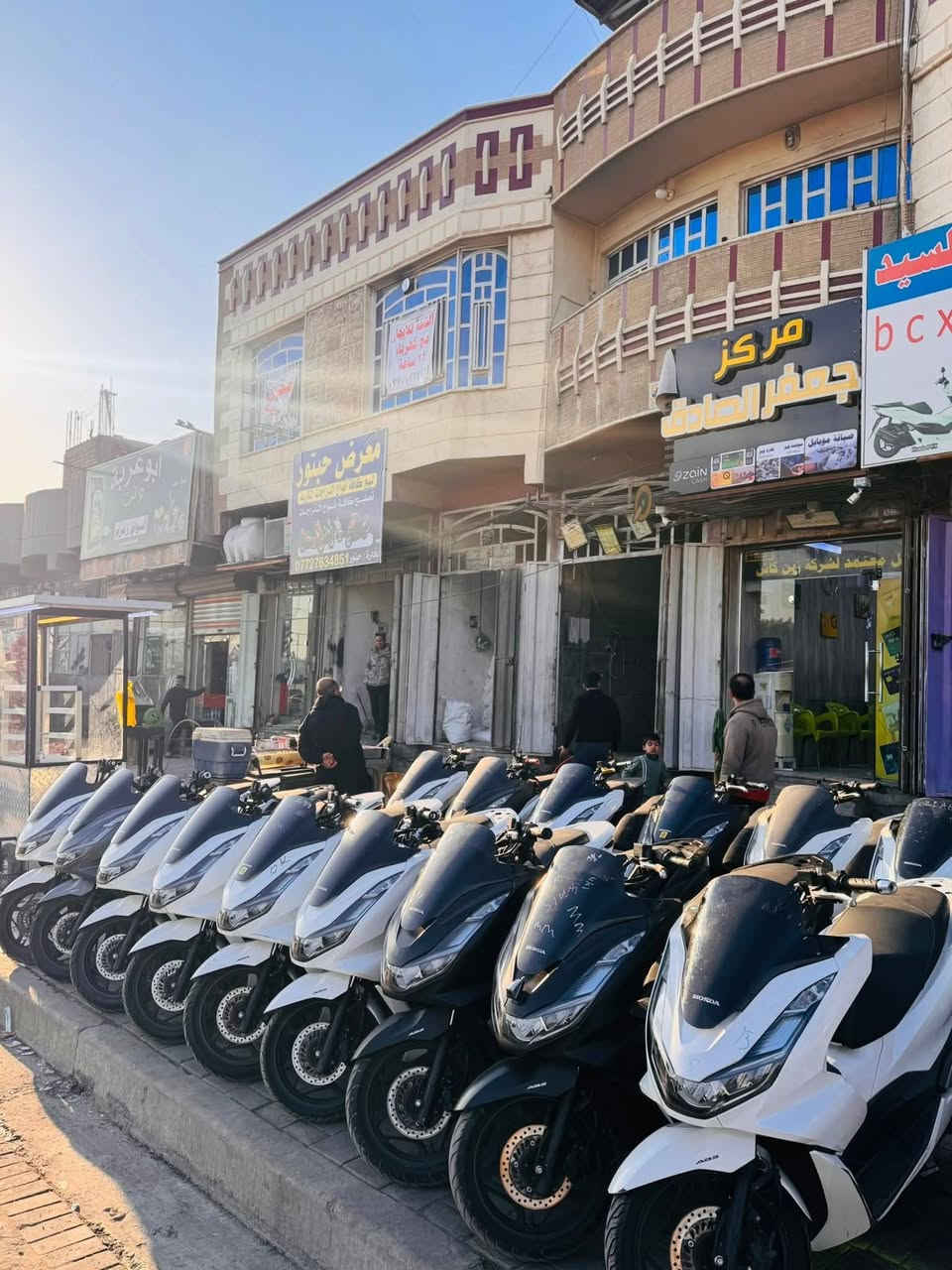 اللهم صلي عل محمد وال محمد
يا الله تم وصول وجبه جديده معرض حمودي سيد 
درجات PCXرابع فقط  وراد كوري جميع الالوان 
مكينه 125وبشرط الضمان مكينه وكفر سنه كامله 
العنوان قطاع 30مقابيل جامع جعفر الصادق 
📞***********📞
