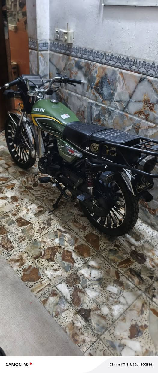 السلام عليكم سولنك 5 كير الدراجه جديده كله شغال اي نقص مابيهة السعر 800 وبيهة مجال مكاني بغداد مدينه الصدر *********** واتساب او اتصال
