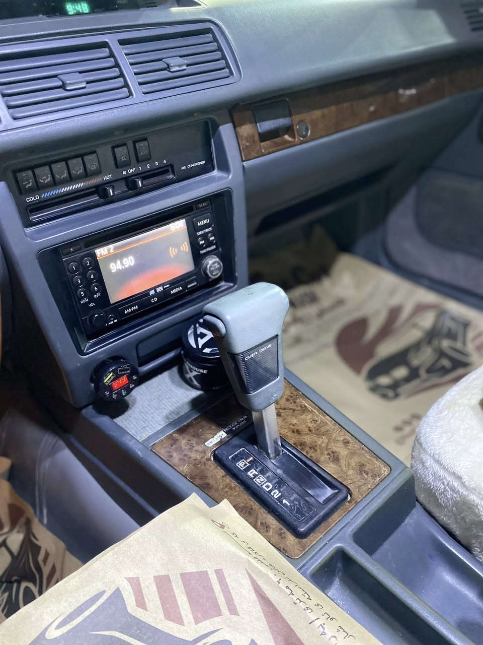 سدریک ٢٠٠٢ سفر!!!
رەقەم سلێمانی⛔️
سەنەوی تا ٢٠٢٧ تازەیە 

هەمو شتێکی بەشەرت 

کارەبای و مەکینەو گێری بە شەرت 

چوار جام کارەبا

سەلاجە

دیجەی

تەبریدی ئیش ئەکات 

ماڵەکە دیارە زۆر وەسفی ناکەم

ئەشی گۆرمەوە بە شتێک بە دلم بێت

بۆ نرخیش 
ژمارەی تەلەفون
***********
