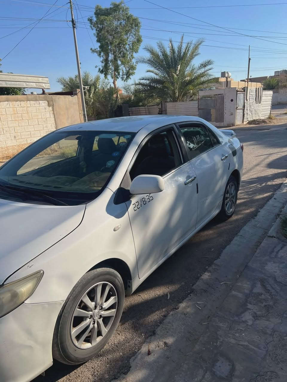 كورلا ٢٠٠٩ خليجي 
مكينه ١٦٠٠
السياره مكفوله من الضربه والغود  وشواصي
بيها تكشير بالقماره والجاملغات الخلفيه فقط تكشير السياره ما مصبوغه شرط السونار سعرها 105 
وبيها مجال وهاذ رقم صاحب السياره *********** لي يريد يتواصل ويا وميقصر
