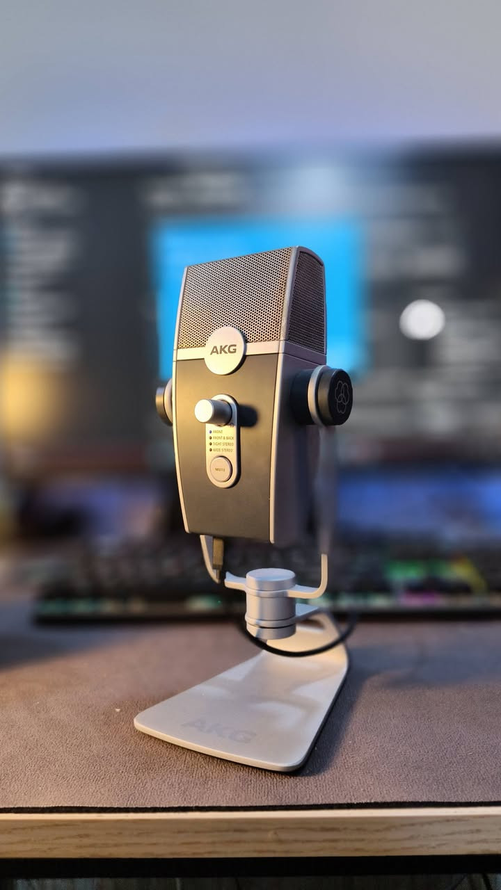 مايك AKG lura
مايك غني عن التعريف ونادر ما موجود بلسوك  يكون اقوة من مايكات الـ  Rode 
بلكارتونة واستخدام قلييل جداً جداً 

السعر ١٧٥ الف


**إذا كنت صاحب هذا الإعلان وتريد حذفه لأي سبب، رجاءا أرسل رسالة إلى الدعم الفني**