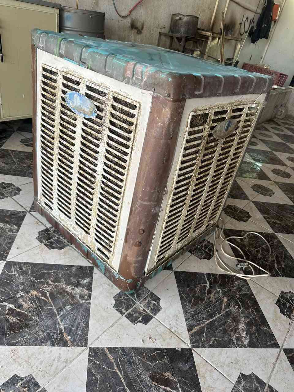 مبرده للبيع جنرال سرعتين حجم 2 ونص سعر 60 رقم تلفون ***********
