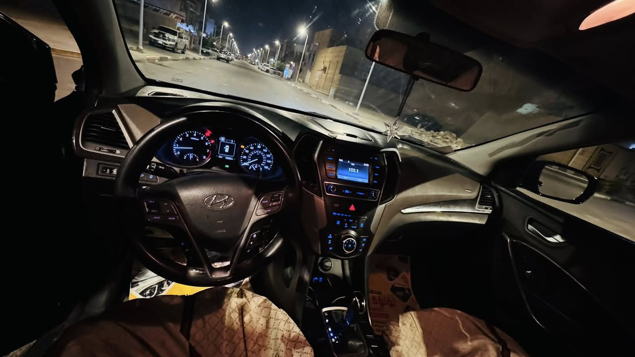 سنتافي 2018 وارد خليجي 4 سلندر بصره باسمي السياره حادثها بس بنيد و بيها طخات مكاني الزبير 135 و بيها مجال 
***********
