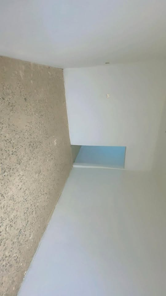 بيع مستعجل حي الميلاد 100طابق واحد غرفه وصاله ومطبخ وهول وطارمه شارع سيد علي 63وبي مجال التواصل ***********
