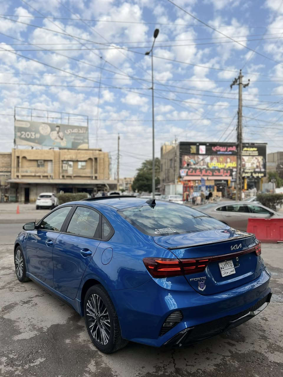 السلام عليكم
للبيع كيا فورتي 
وارد امريكي ضرر 3قطع صبغ
سياره منفيس بعدهه بدون رقم دخول جديد صور حادث داخل منشور واتساب ***********
موديل 2023 KN
فئه (GT_lien)
مكينه 2000دوش
تفاصيل سياره فووول
شاشه كبيره
رادار امامي
بصمه 
تشغيل عن بعد 
سبايدر بلادي 
ستيرن رياضي D
فتحه سلايد روڤ
لد امامي 
لد خلفي LED
اشاير بل مري
نضام ترحيب عند الاقتراب
رادار جانبي
كامره خلفيه دواره
كشنات جلد اسود
قطعتين تبريد
فول تحكم ستيرن
صور تقرير مرفقه بل منشور
مكاني بغداد الدوره
السعر ((162وبيهه مجال ))
اي ستفسار اتصل وتدلل
رقمي ***********
