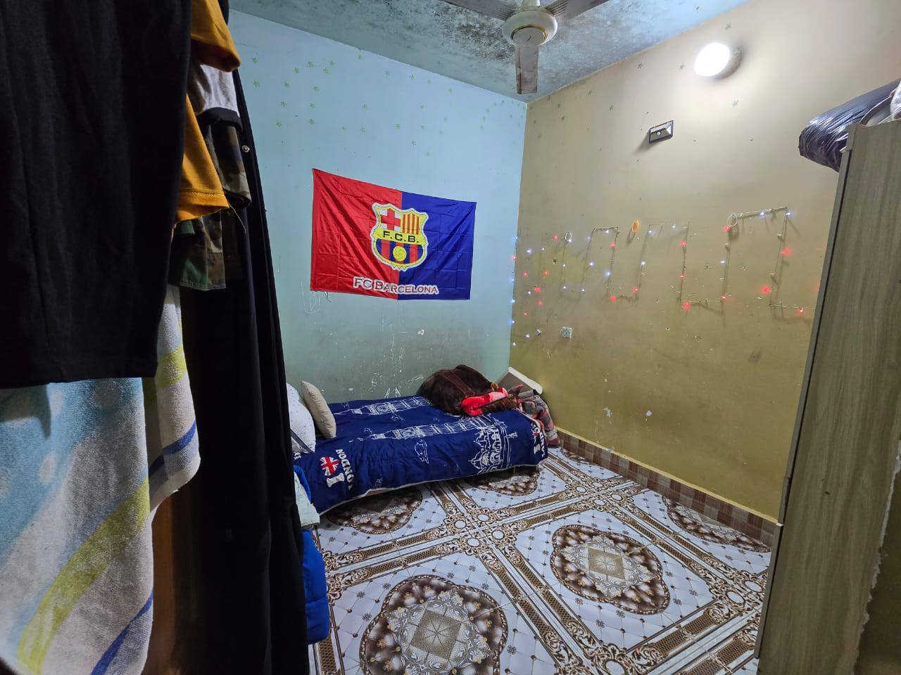 ياالله بيت للبيع سند زراعي تحويل مباشر خلف وسام ابوالمولد مساحته 115 يحتوي على غرفتين اوصاله واستقبال اومطبخ اوصحيات داخليه اوخارجيه البيت كامل من كلشي
سعره 50اوبي مجال للاستفسار الاتصال على الرقم ***********
