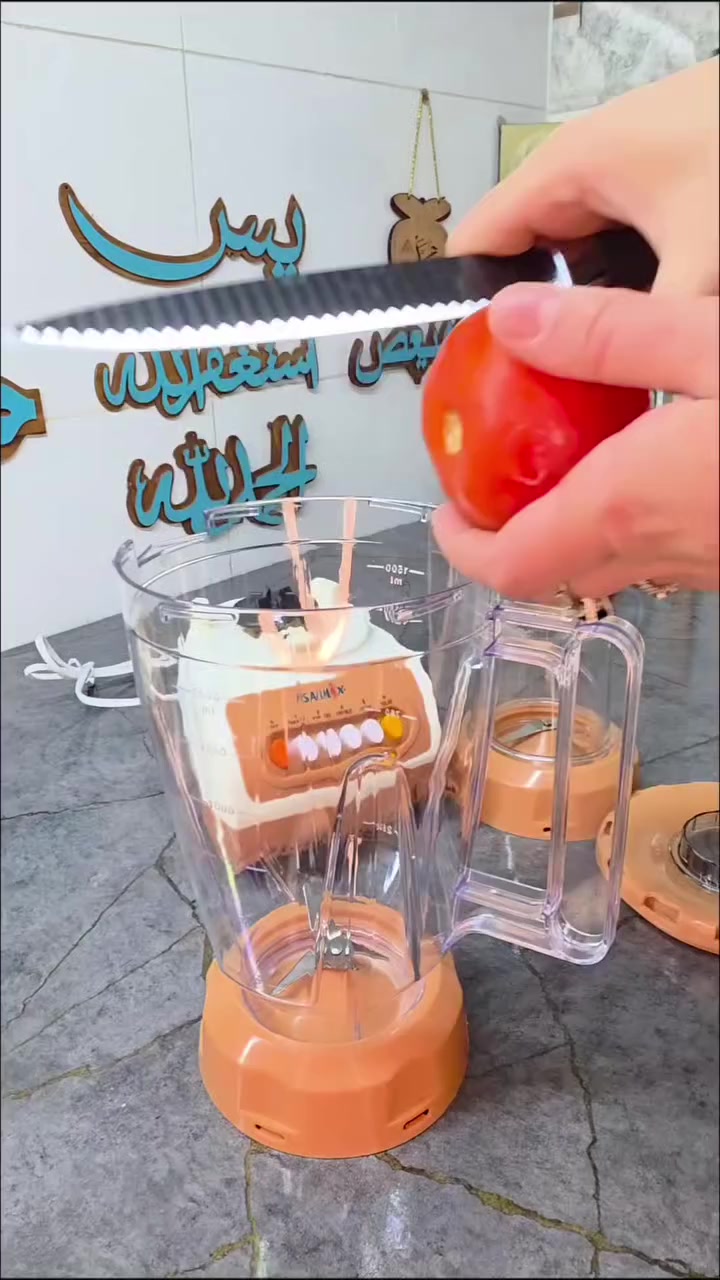 🥤 خلاط SAMIX SNK-999 – القوة والسهولة في مطبخك! ⚡

حوّل كل وصفة إلى تجربة لذيذة مع خلاط سامكس الذكي!

🔹 قوة خلط عالية لتنعيم الفواكه والمكسرات في ثوانٍ.

🔹 سعة 1.5 لتر تكفي لتحضير العصائر للعائلة كلها.

🔹 4 سرعات + وضع Pulse لتحكم مثالي في القوام.

🔹 مطحنة إضافية تطحن القهوة والبهارات بسهولة.

🔹 شفرات ستانلس ستيل حادة ومقاومة للصدأ.

🔹 تصميم أنيق، ثابت، وسهل التنظيف بعد كل استخدام.

💡 من العصائر والميلك شيك إلى طحن القهوة — جهاز واحد يغنيك عن الكل!
السعر 25 للتواصل واتساب ***********
