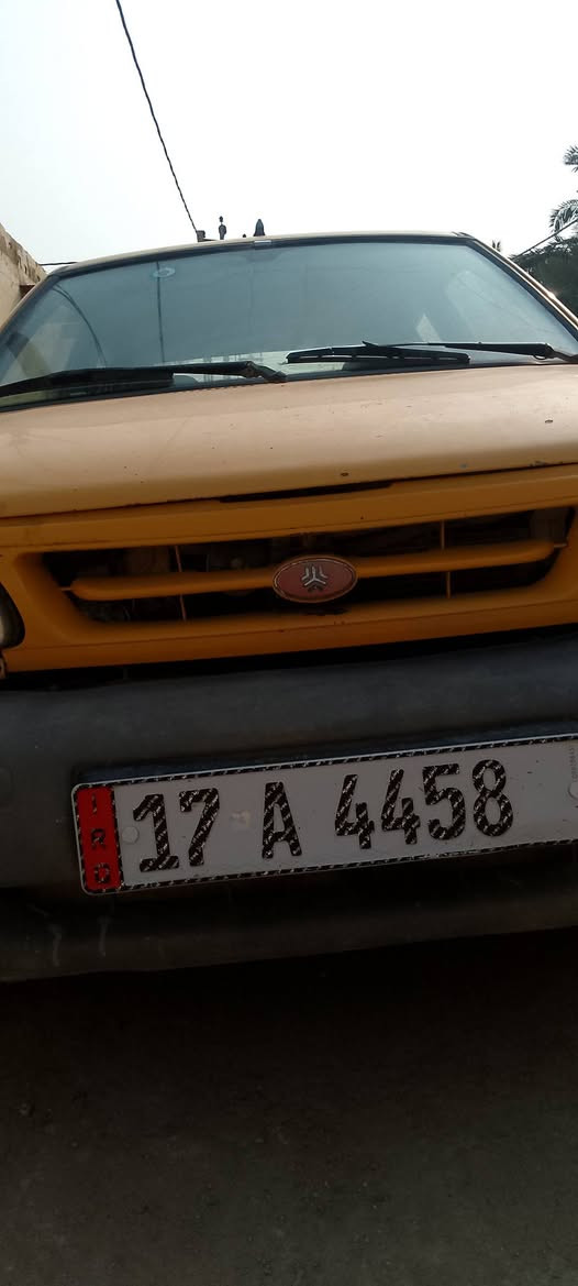 السلام عليكم سياره للبيع سايبه 2013
السياره باسمي اريد توحيل هيئة وقرمات مصفره السعر27 بيها مجال قليل غير متواجد عفيس 
***********
***********
