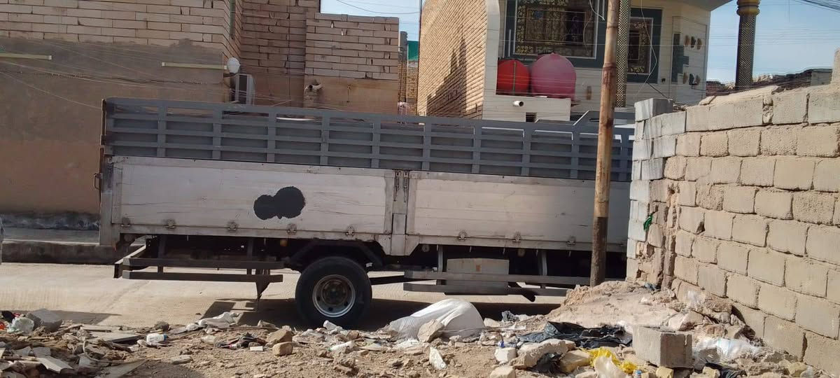 السلام عليكم فوزه للبيع سياره جاهزه طول 6 وربع مطوله شبرين مديل 95 رقم انكليزي سنويه ل28 اخوان السعر 105 وبيه مجال مكلف بالنشر لاتعلق ولاتراسل اتصلو عل صاحب السياره ***********/***********
