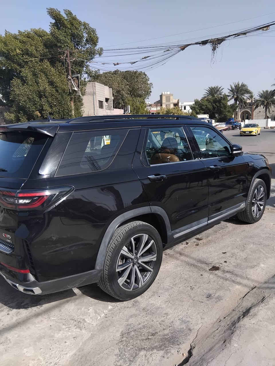 سلام عليكم

✨✨شانجان 2024 ✨✨
  Changan CS95  

حجم المحرك 2.0L Turbo
 مرتبط بناقل حركة أوتو 8 نمر

يبلغ عزم الدوران 390 نيوتن / متر 

🐎 بقوة 233 حصان 🐎🐎

 مفتاح التشغيل بصمة 
 تشغيل عن بعد 
 بانوراما 
 فتح الصندوق كهرباء 
 دفع رباعي AWD 
 اريل نفكيتر 
حساسات خلفية 
لايت زينون + LED 
 بك لايت LED 
دخول بصمة ذكي 
 حجم الاطار 255/50R20
ويل كب 20
 4 دسك
حساسات ضغط الاطارات 
 اشارة في المرايا الجانبية 
 المرايا قابلة للطي كهرباء 
ماسحة خلفية 
عدد AIR BAG 6
 هاند بريك كهرباء 

 ا ABS 
 دشبول شاشة ديجيتال 
شاشة Apple Car play 
 كاميرا دوارة 
4 كاميرات 360°

الانارة الداخلية LED 
 مقود جلد حياكة  

 مثبت السرعة Cruise 
 المودات والاوامر الصوتية 
ا Bluetooth / T YPCE 
شاحن هاتف Wireless 

مخرج منفذ الطاقة 
فحص نظام السيارة 
 انارة داخلية LED محيطية 
تتسع المقصورة ل 7 ركاب

المقاعد جلد

حركة المقاعد الأمامية كهرباء 
 تبريد المقاعد الامامية
ذاكرة مقعد السائق
تجاوي متحركة 

 مثبت مقعد الطفل ISOFIX 
 تبريد شاشة 
 3 قطع تبريد
 أوضاع القيادة Drive Mode 

 أوتو بريك 
 رادار
 نظام مانع الانزلاق 
نظام نزول المنحدرات.  

[السعر 29،500 💰💵$]

العنوان بغداد الدوره 
للاستفسار ☎️🚗
***********
***********
