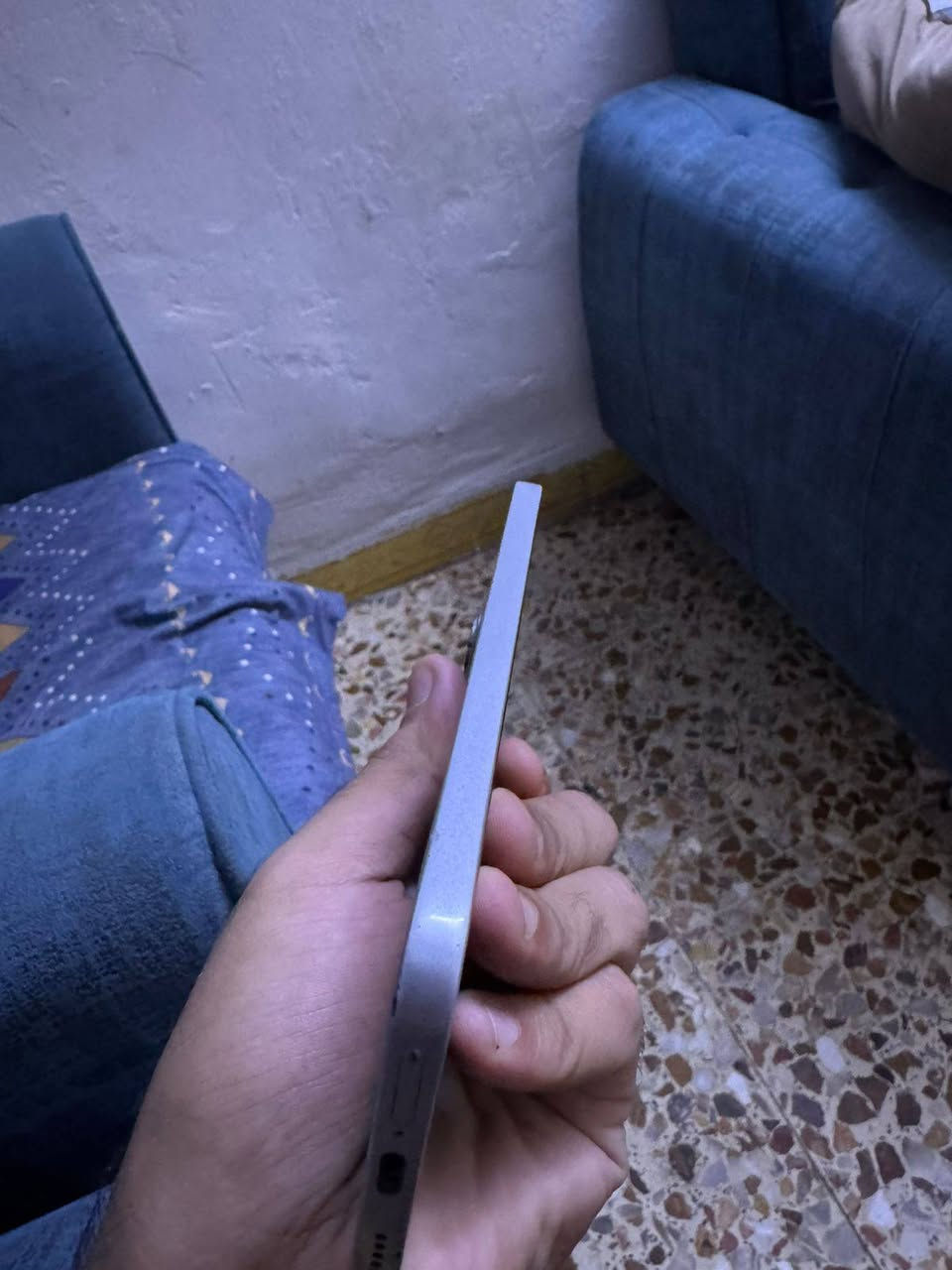 هونر 400 لايت ذاكره 256    مستعمل أخو الجديد كلش كلش نضيف مكاني الحسينيه الراشديه ب200 وخابرني وتدلل ***********  غراضه كامله كارتون وشاحن
