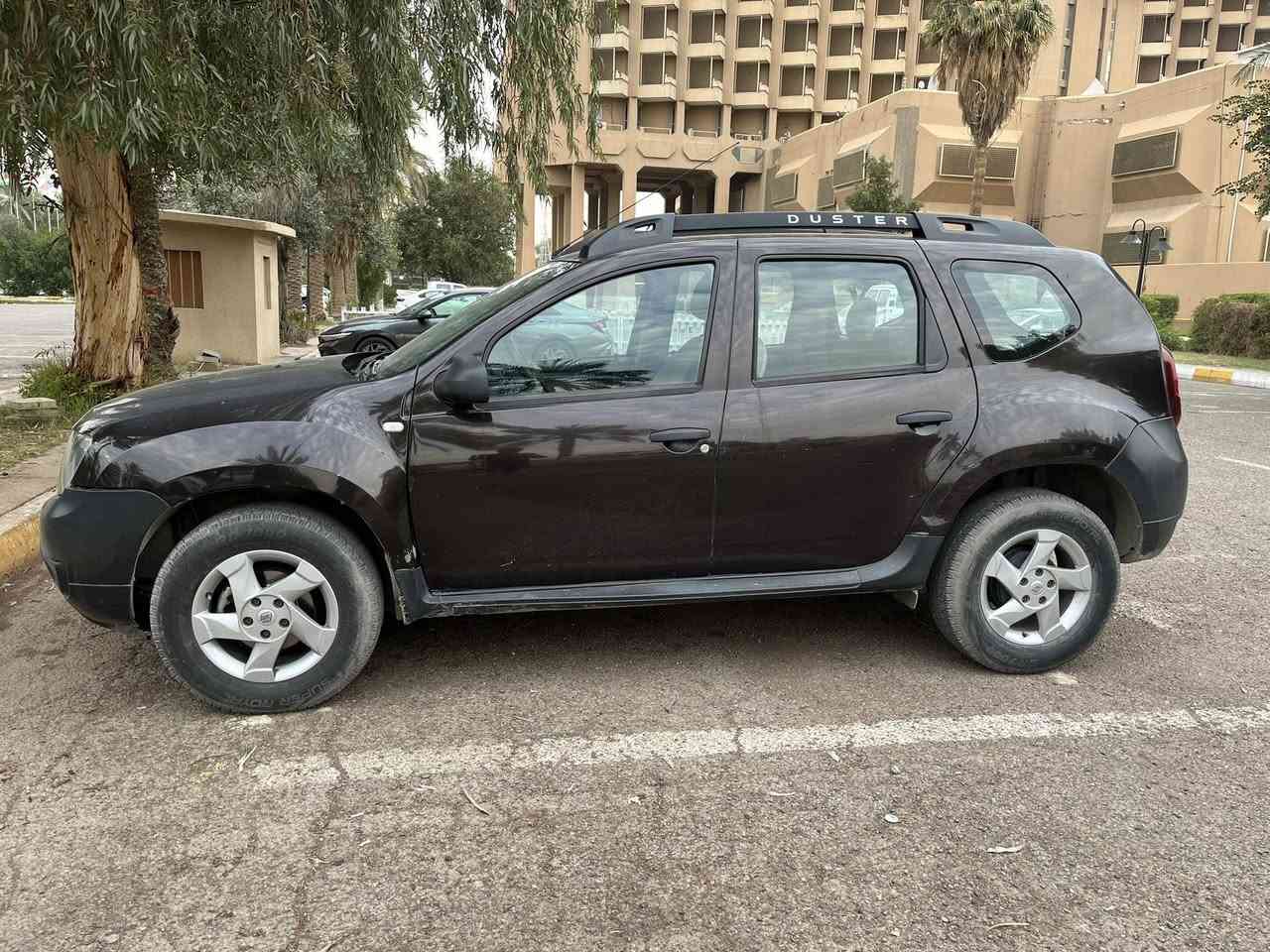 السلام عليكم
للبيع سيارة رينو داستر 2018 /محرك 2000  /كير at المرغوب /سيارة مكفوله تبريد وكير ومحرك  / 85 ورقة 💰

العنوان بغداد
رقم ***********
***********  وتساب

للاستفسار متواجد وتساب
