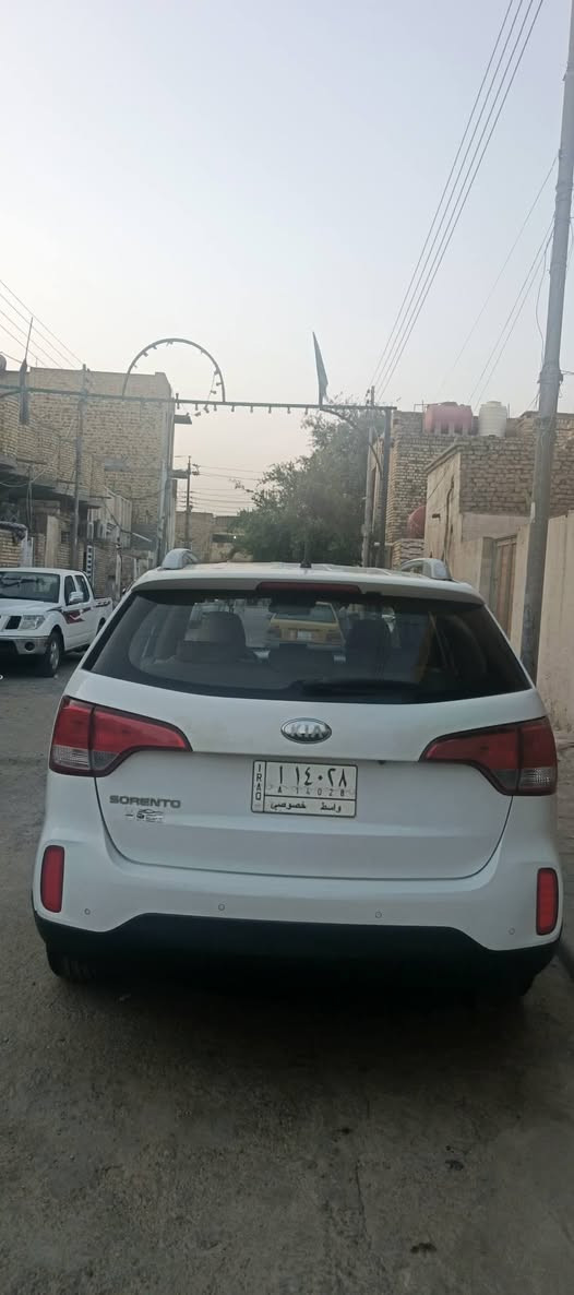 سورنتو ١٤
محرك ٤ سلندر ٢٤٠٠
كفالع عامه من كلشي
تخم تاير
٧ راكب
٣ قطع تبريد
رقم واسط مشروع وطني 
الستفسار التصال على رقم 
***********
 شاشه تاب 
تخليف كشنات وكاعيه
مرايات شغط
