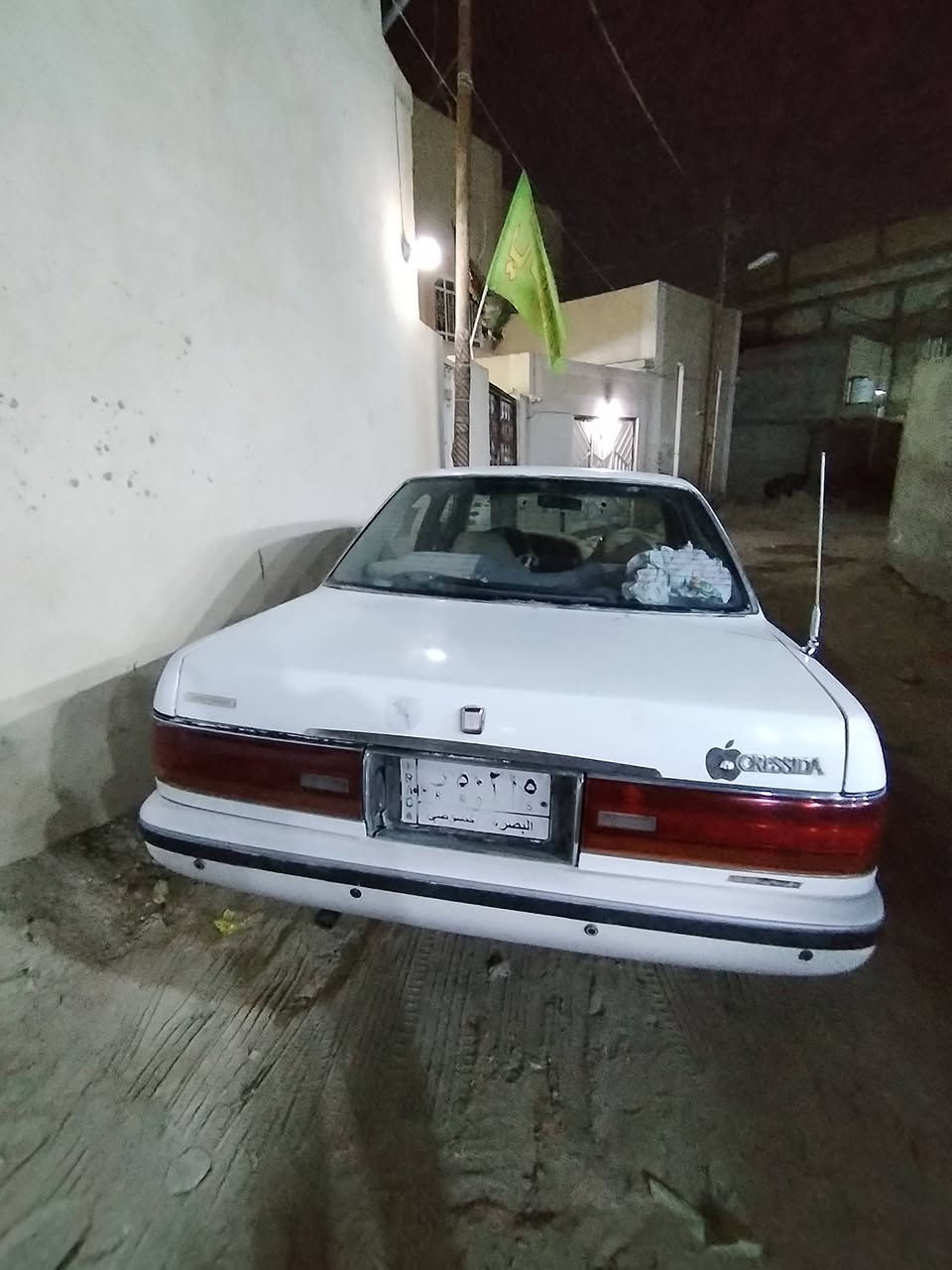 السلام عليكم
سيارة كروسيدا موديل ١٩٩١
محرك وكير ونجي نظيف كلش مكفولات 
كهربائيات كاملة ضفيرة جديدة مابيهن نقص
راعيها بالبصرة ابو الخصيب
فقط بيها تأخير تشغيل الصبح
تخم تاير جديد كفاله عامة 
*********** علي ساجت
*********** منتظر ساجت
