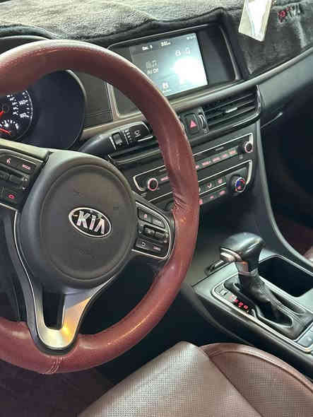 سلام عليكم 
ابتمه  مديل 17 
فول مواصفات عد الفتحه 
بصمه. 
كشنات. جلد. 
هيتر كشنات. وكهرباء 
حساس امامي وخلفي. 
شاشه جبيره. 
مري شفط.  وناره ترحيب. 
بك لاين لد 
هواي مواصفات. بيهه. 
حادث قطعتين. بدون دواخل 
سياره ماشيه. 54 الف 
جديده وبلعافيه ع ياخذهه 

حداديه. وكير ومحرك. جدد 
جاهز. سياره. 
سعر 130 وبيهه. مجال 
لاستفسار ***********
