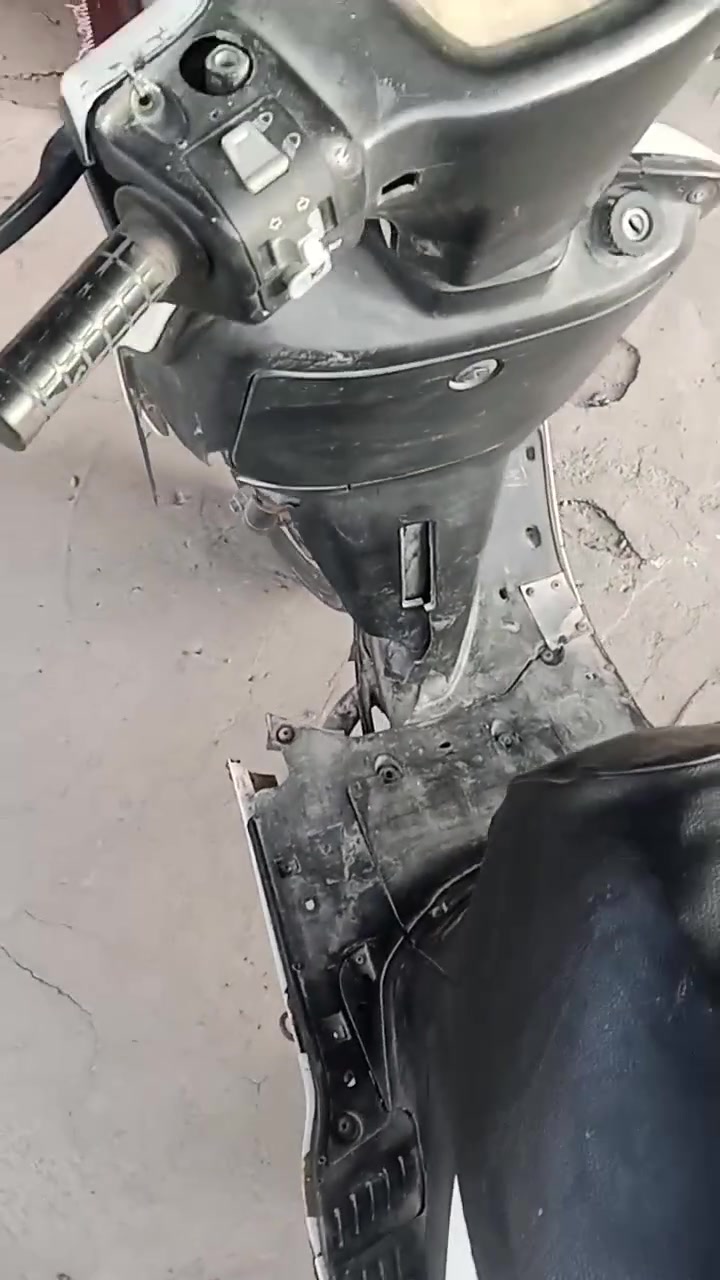 السلام عليكم دراجه فراشه ياباني 140مفتوحه تشتغل هندر شلعه ومعدل قفل جنطه بريك شغال لايت هورن شغال سعره 75قفل قفل


**إذا كنت صاحب هذا الإعلان وتريد حذفه لأي سبب، رجاءا أرسل رسالة إلى الدعم الفني**