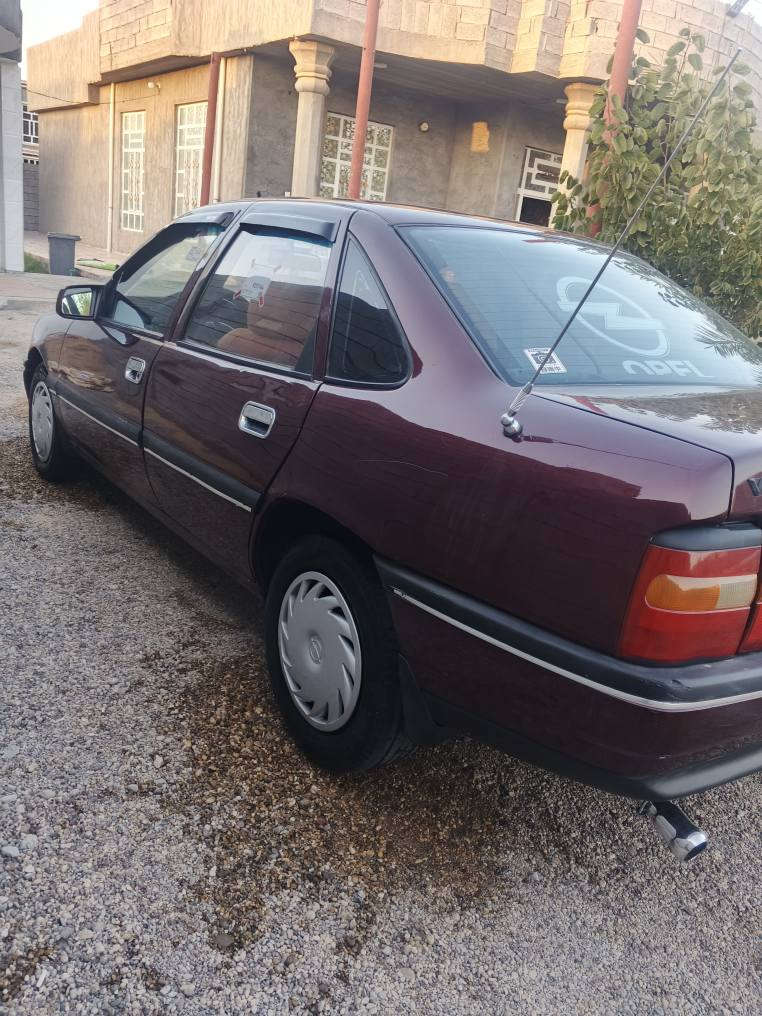 سلام عليم اوبل فكترا موديل 91 كير محرك كفاله تخم تاير جديد كهربائية كله شغاله تحويل ثاني يوم رقم انبار سياره متخلي عليه ربع دينار سعره 40 مكانه رمادي جويبه تصال 

*********** ولا مراوس بئغل عادي لن محتاج فرق
