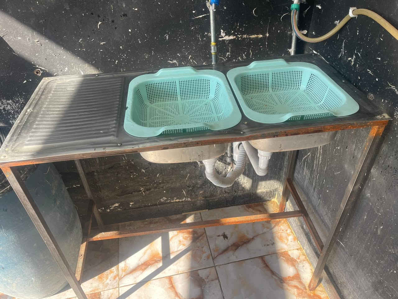 السلام عليكم صماطه وكبابيس ذبح او سنك للبيع مشتريهم جديدات مصارلهن سبوعين سبب البيع عدم التفرغ السعر كلهن من الاخير 470 عنواني الغزالية ***********
