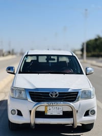 هايلوكس ٢٠١٢ • رقم بغداد • ماشي ٢٠٥ الف