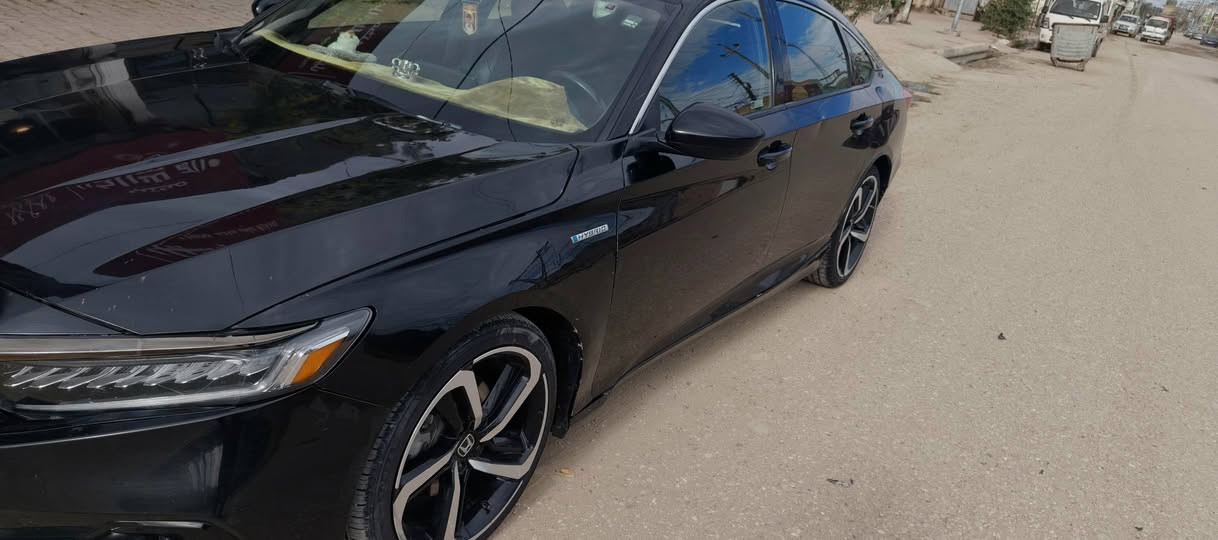 ⚡️ هوندا اكورد هايبرد 2022 ⚡️
🛞 ماشية اقل 50 الف ميل 

⚠️رقم الشاصي مرفق والصورها تظهر بالكوكل 
جاملغ وبنيد تبديل حادث خفيف 

🟠 المواصفات
• فول عدا السلايد
• ⁠بصمة تشغيل
• ⁠هاند بيرك بصمة
• ⁠كير ازرار 
• ⁠تحكمات ستيرن جهتين
• ⁠شاشة 8 انج تدعم كاربلاي
• ⁠واندرويد اوتو
• ⁠كشنات جلد وكهرباء وتسخين
• ⁠نظام عزل والغاء الضوضاء
• ⁠نظام رادار 
• ⁠كاميرا امامية وخلفية
• ⁠نظام تخفيف الاصطدام
• ⁠تحديد مسار
• ⁠مثبت سرعة
• ⁠والكثير من المواصفات

📍مكان السيارة الديوانية 

☎️ رقم صاحب السيارة
 ***********
السعر 170 وبيها مجال
