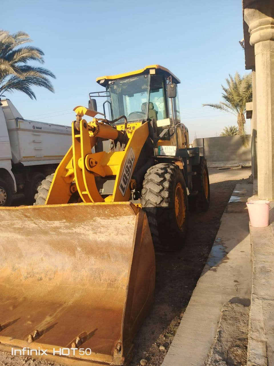 للبيع شفل موديل 2012 كفاله عامه مكان بغداد رقم بغداد سنويه ل28تحويل مباشر ***********
