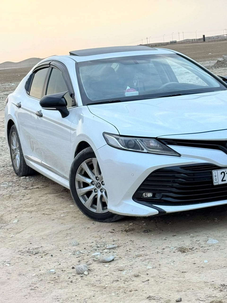 کامیری ٢٠١٨ خەلیجی Gle 
رەنگی سەدەفی  سلاید
مەگینە و گیر نەکراوە و بەزەمان 
 ١٠٥ هەزار رۆشتوە
سیرفسی کاملی بۆ کراوە 
رەقەم و سەنەوی تازەیە تاکو ٢٠٢٩
بستیک ساردی هەیە لەگەل شوینی کەمی تەرزە 
بۆیاخی نیە
 شوین . کلار


**إذا كنت صاحب هذا الإعلان وتريد حذفه لأي سبب، رجاءا أرسل رسالة إلى الدعم الفني**