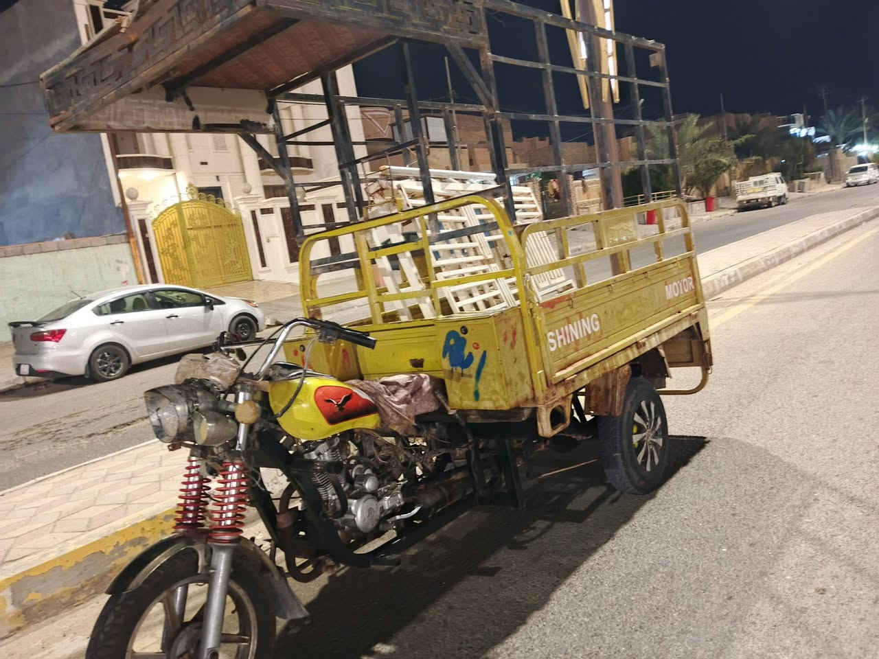 ***********
السلام عليكم ستوته موديل 19 للبيع بدون اوراق السعر 1350 وبيها مجال بسيط للشراي مكاني فلوجه صقلاويه
