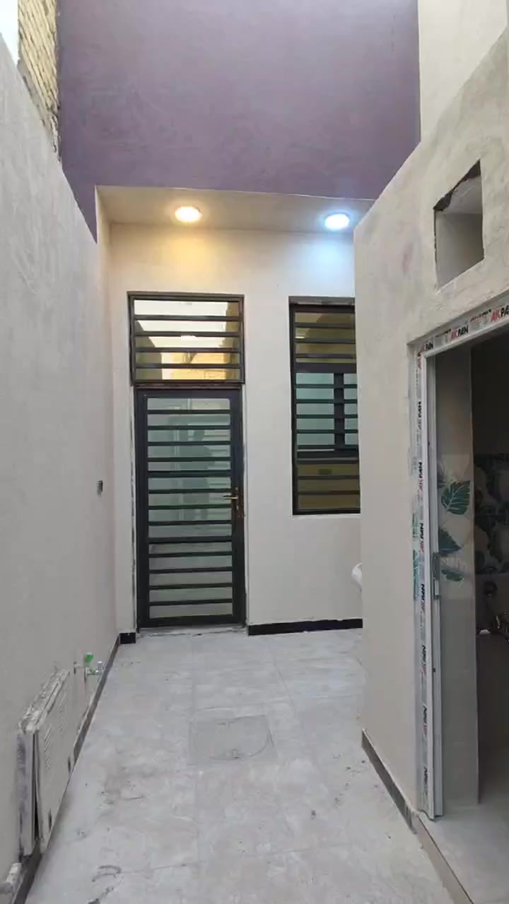 بيت خلفي 100 متر بالاسكان الصناعي بل 3000 قرب مدرسة احمد يوسف شارع تبليط
البناء حديث / استقبال وصاله وغرفه ومطبخ وصحيات داخليه وخارجيه ومنور
السعر والتفاصيل اتصل ***********
