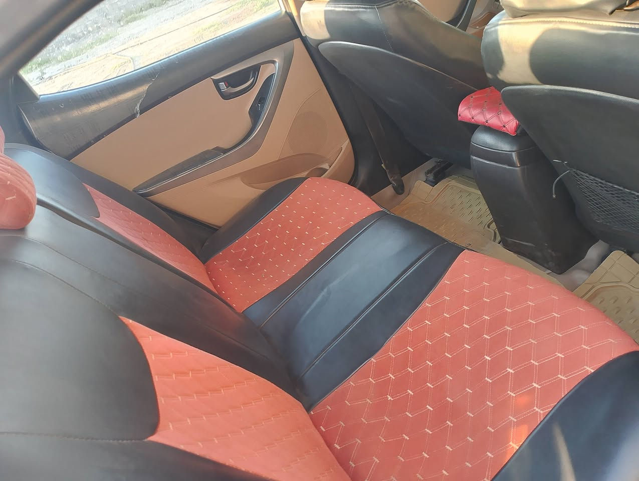 سلام عليكم النترا موديل 2013خليجي فوول من عده البصمه بس بيه تقشير بصباغ مراوس بالنترا17او18 كون الوان ابيض *********** واي استفسار واتساب
