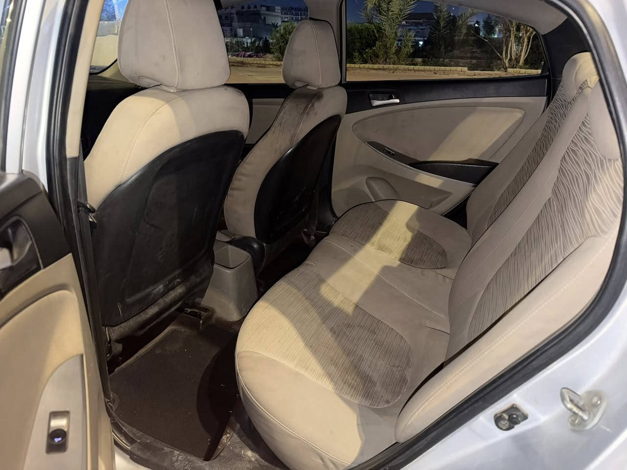 اكسنت خليجي ٢٠١٧
اكسنت ١٧ خليجي مكفوله 
سياره جاهزه الحمدالله 
مكينة اربعه سلندر 1400 
السعر : 92$ وبيها مجال قليل
االتواصل : ***********
