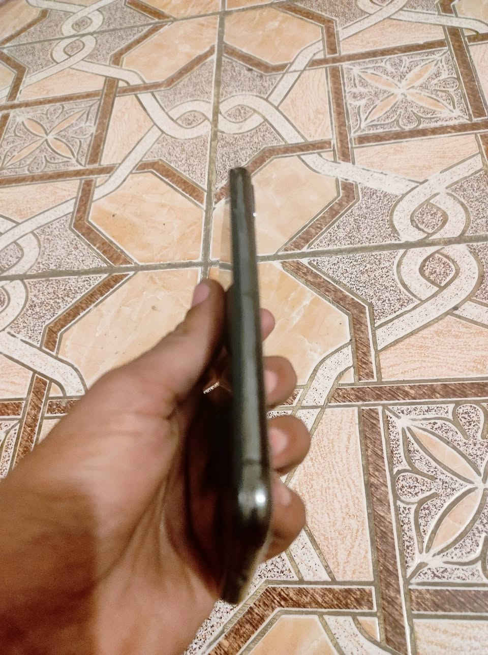 سلام عليكم ايفون اكس xجهاز بستبدل فقط شاشه بطاره ٥١جهاز كمره الامايه عاطله جهاز ما بي خلل مكفول من ايي خلل عده الكمره خط تكنيك فوال ب ٩٠الف غير قبال للتفاوض يعني قفال ***********مكاني ناصريه مركز
