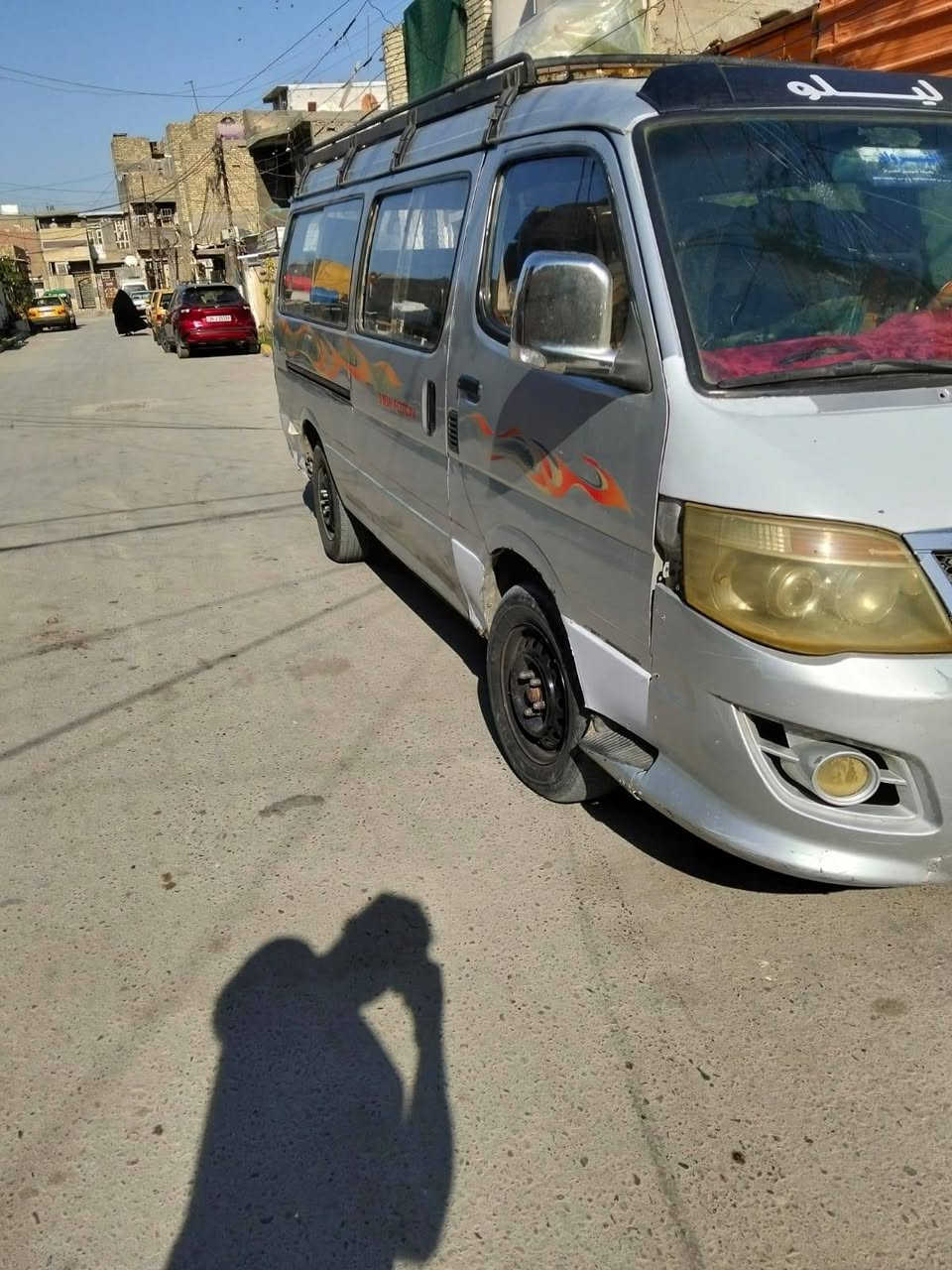 سلام عليكم فتون 2011 سياره دشبول مكسر يعني يرادلها دشبول  مصبوغه حزام السياره مكينه وكير وكاردن واكسل كلهن جدد زوج تايرات وزوج نص عمر مكاني بغداد حي اور السعر 55ترهم مراوس  ***********
