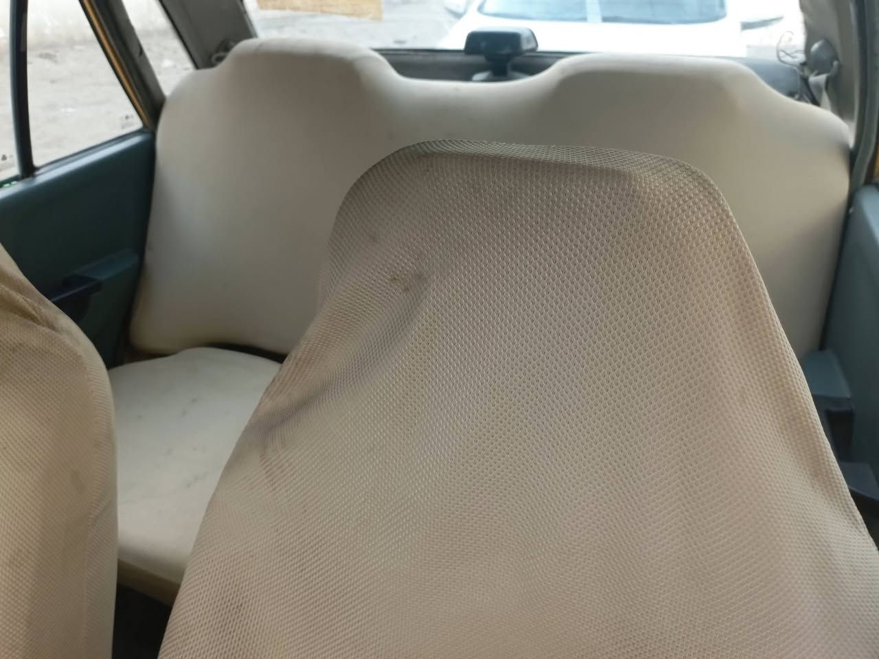 السلام عليكم سايبا موديل 12سنويه عضم كير مكينه شواصي بلجيس بور مشط كهربائيات كلها شغاله تحويل شوكت متريد السعر 14بيها مجال المكان بابل الاسكندريه مجمع حطين ***********
