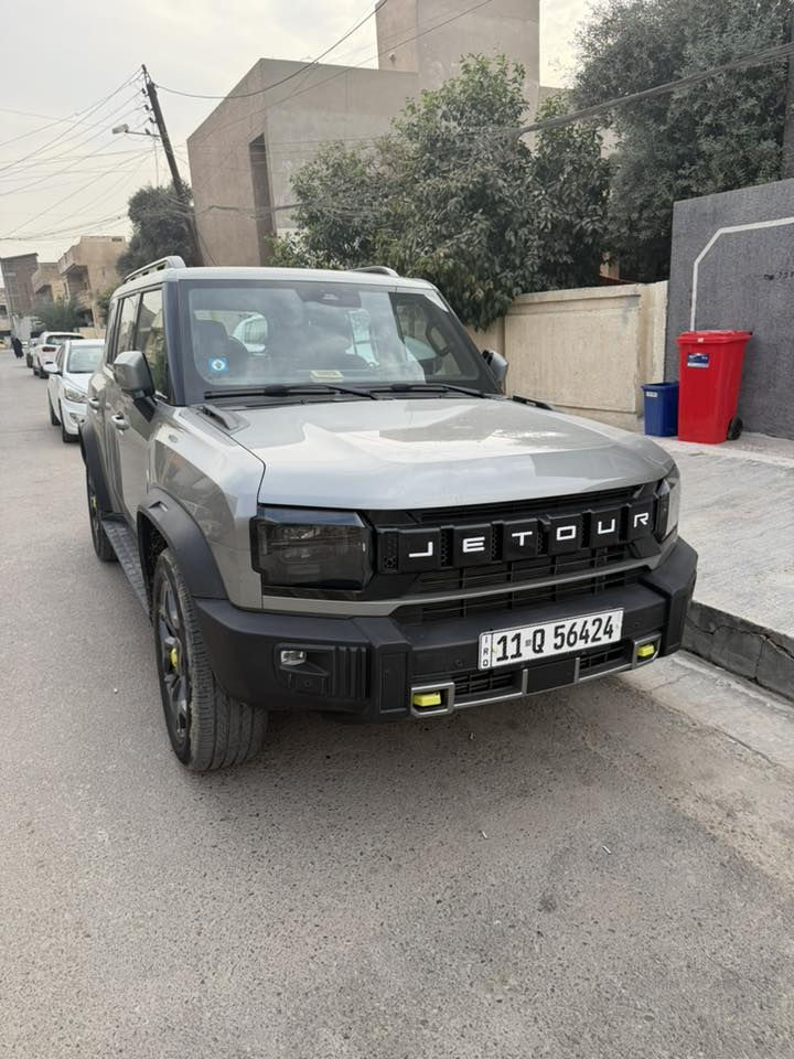 السلام عليكم للبيع جيتور T2 2025 لون رمادي
فول موصفات لون الداخل اخضر 
ماشيه ٣٧ الف 
السعر ٢٥٥ ورقه بيها مجال 
لتواصل ***********
