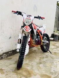 قفاز CRX • موديل ٢٤ • محرك ٣٠٠