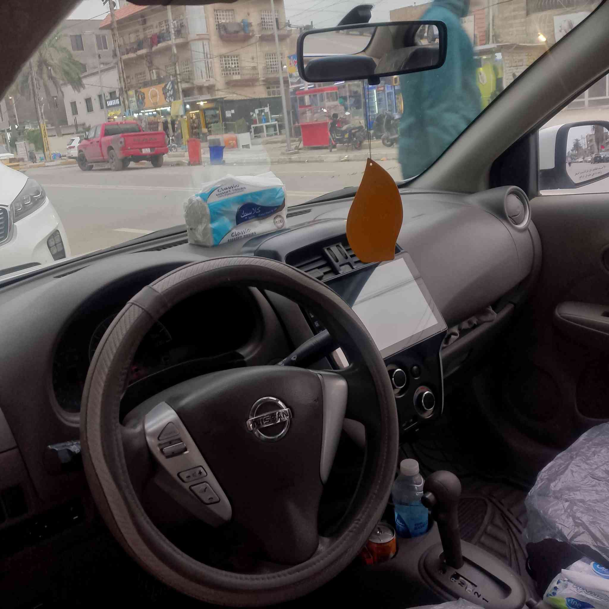 سني هندي موديل 2020 السياره جديده تخم تاير دوشمه جديده السعر 110ورقه هاتف ***********
