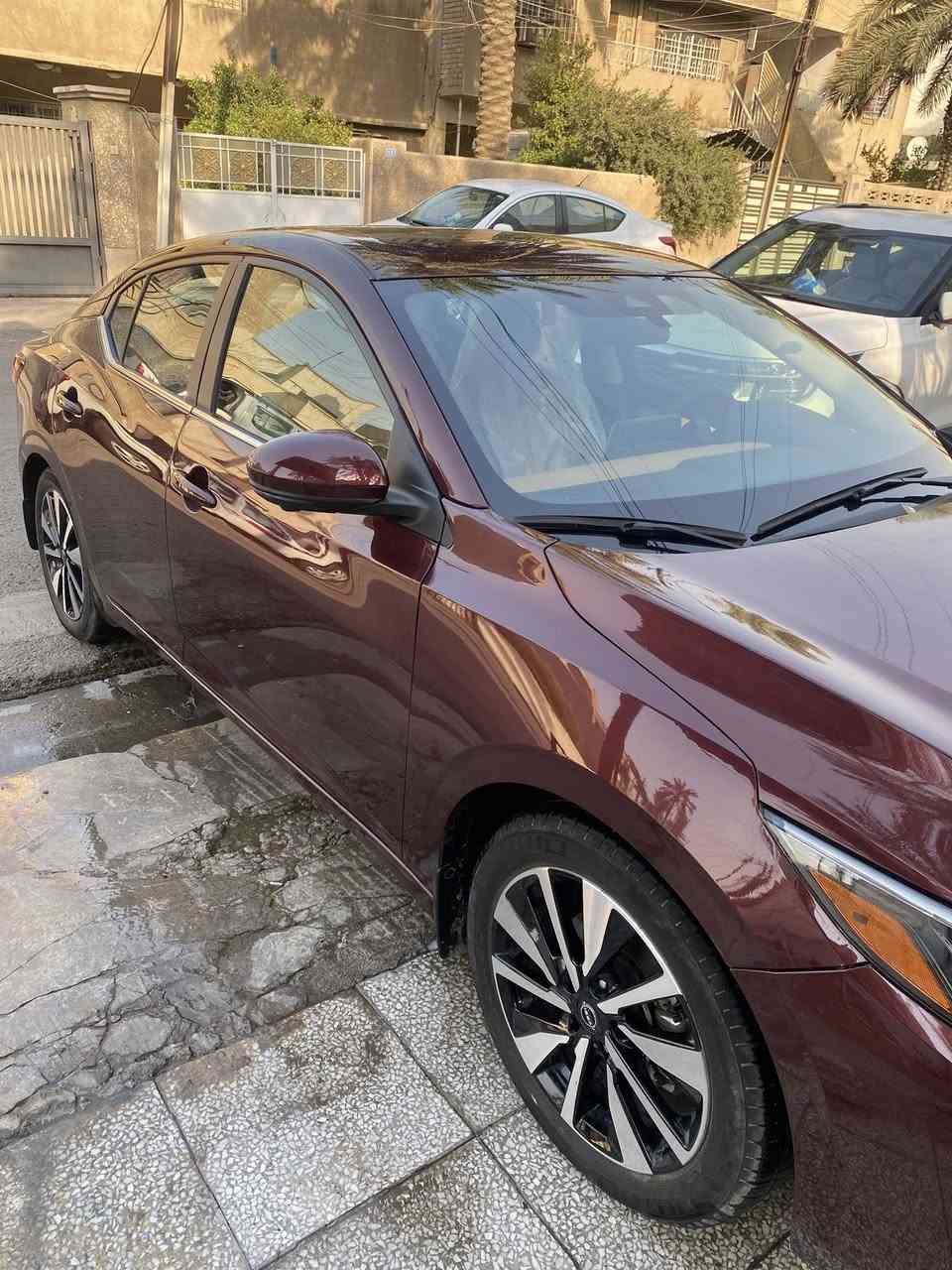 السلام عليكم
نيسان سنترا موديل 2024 فول مواصفات 1/1 مكينه جي دي اي بيه منضومه غاز قبل شهرين حورته السياره ماشيه 39 كم  صربته بس بنيد اي شي ما مليوح بيه غير البنيد مبدل ومصبوغ السعر 157 قفل 
للستفسار ***********
