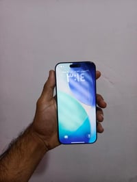 ايفون 16 برو ماكس البطارية 92% شاحنه وكارتون  السعر 1350  07728305068