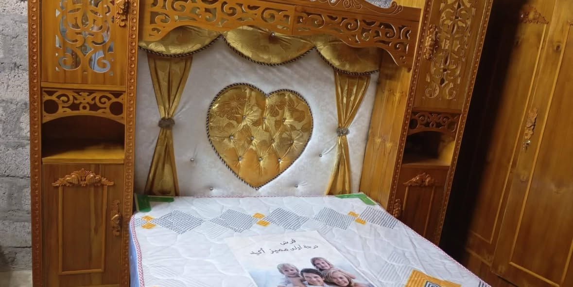 غرفه النوم لبيع مسدخدمها شي قليل سعر 850 الف ***********
