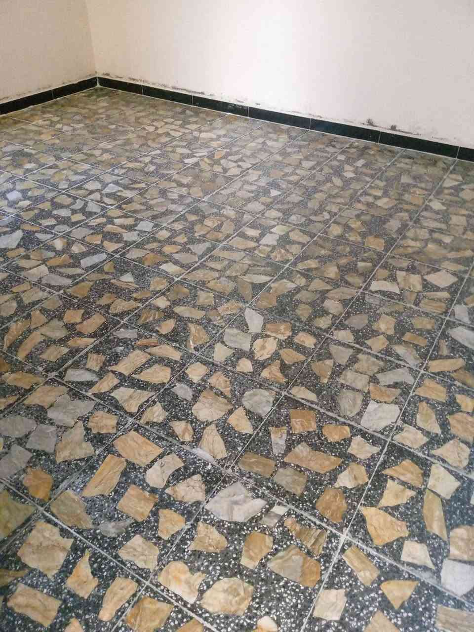 تطبيك درجه اولئ افحص وستلم
المتر ب 6 ارضيات
***********
0775886623
