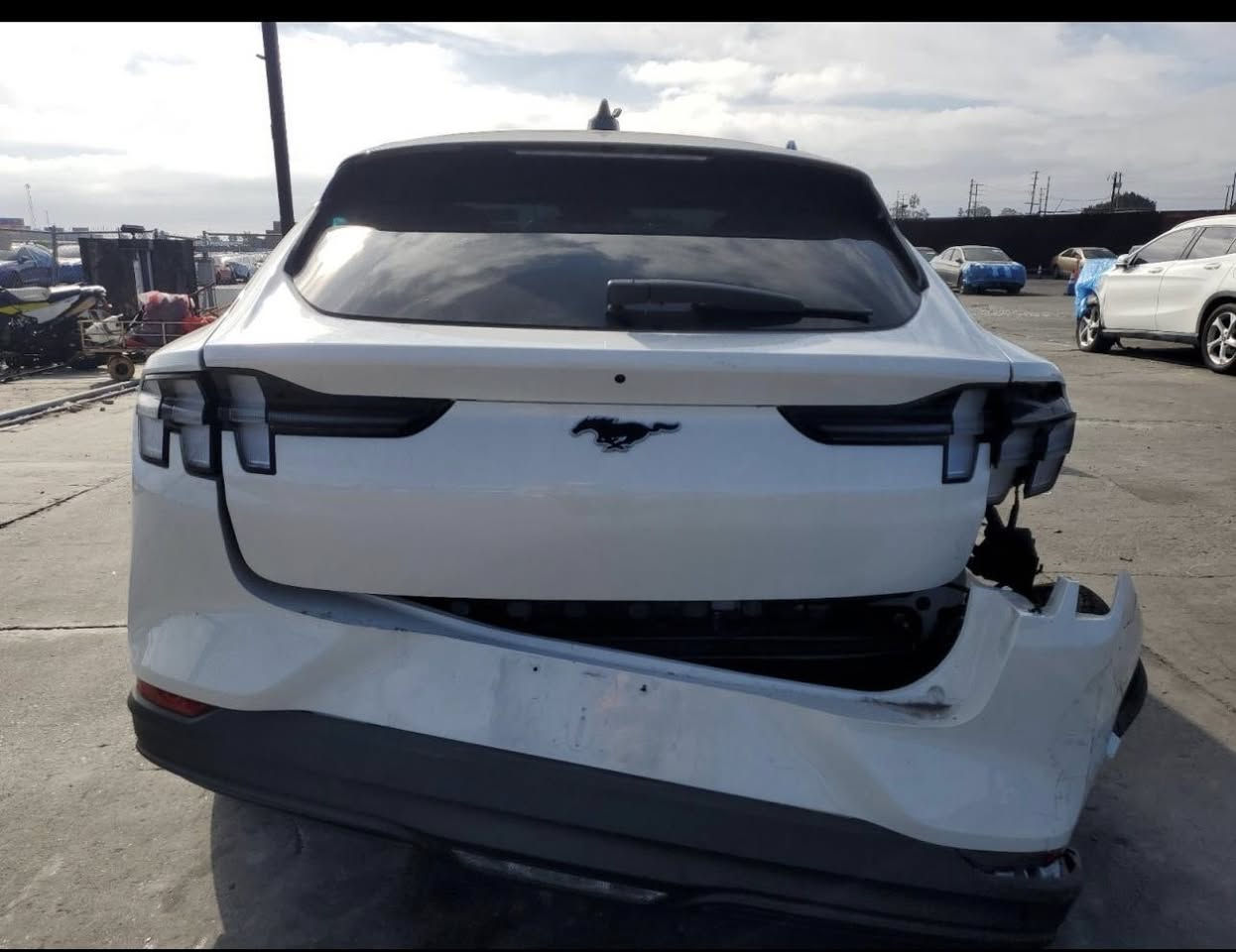 من رخصة الادمن 🌹


**إذا كنت صاحب هذا الإعلان وتريد حذفه لأي سبب، رجاءا أرسل رسالة إلى الدعم الفني**