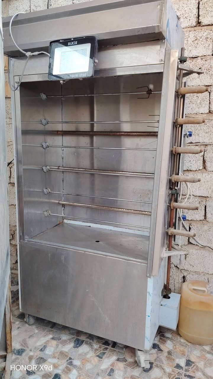 شواية عدد ثنين للبيع  بموطور كيربوك كاملات بس وحدة مشتغلة سبوع وثانية ممشتغلة ***********
