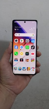 انفنکس نوت 40 • ٢٥٦/١٦ • شاشة مكسورة