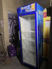 ثلاجة بلادية • بحاجة تصليح • ميكانيك