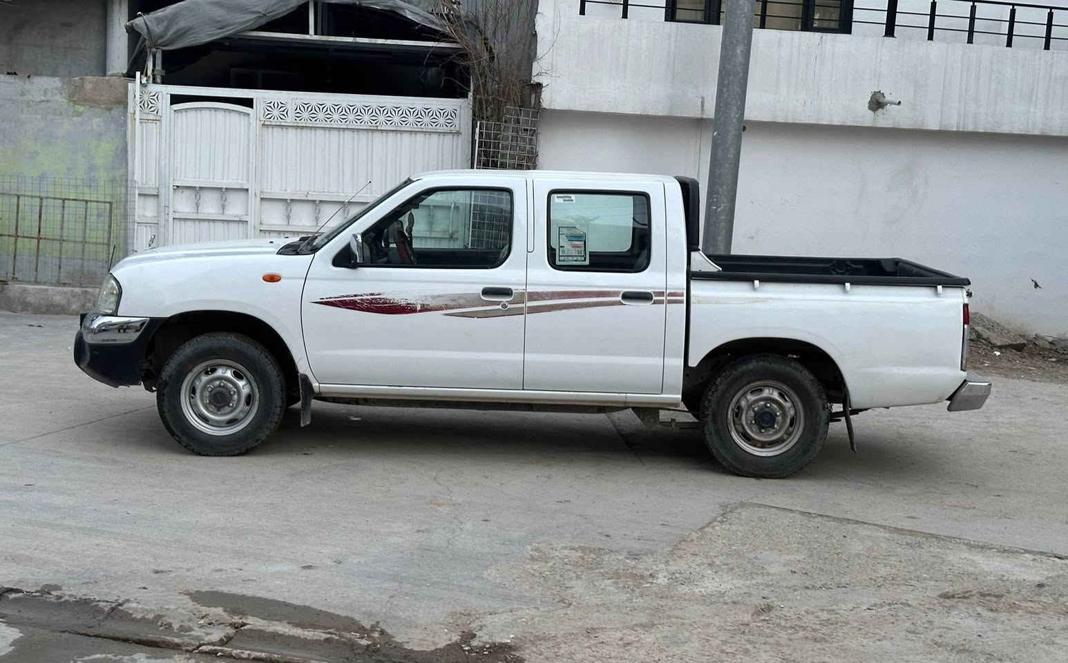 نیسان پیکاب دەبڵ 2009 نمونە لە جوانی 
ناو سوری جام کارەبای محسن یابانی ئەسڵ
سەنەوی و ژینگەی تا ٢٠٣٠ تازەیە 
هەر چوار تایەکەی لۆکە 
زۆر بەجوانی و پاکی ماوەتەوە 

سعر : داوای بکە لە کۆمێنت ڕاستەوخۆ بۆت دێت 🤖 

گێڕ و مەکینە بەشەرت 
بەشەرتی هەزار فیتەر چرکەو گەڵایەک ببڕە 
بەناوی خۆماناوەیە 

ژمارەی خاوەنەکەی
***********
***********
