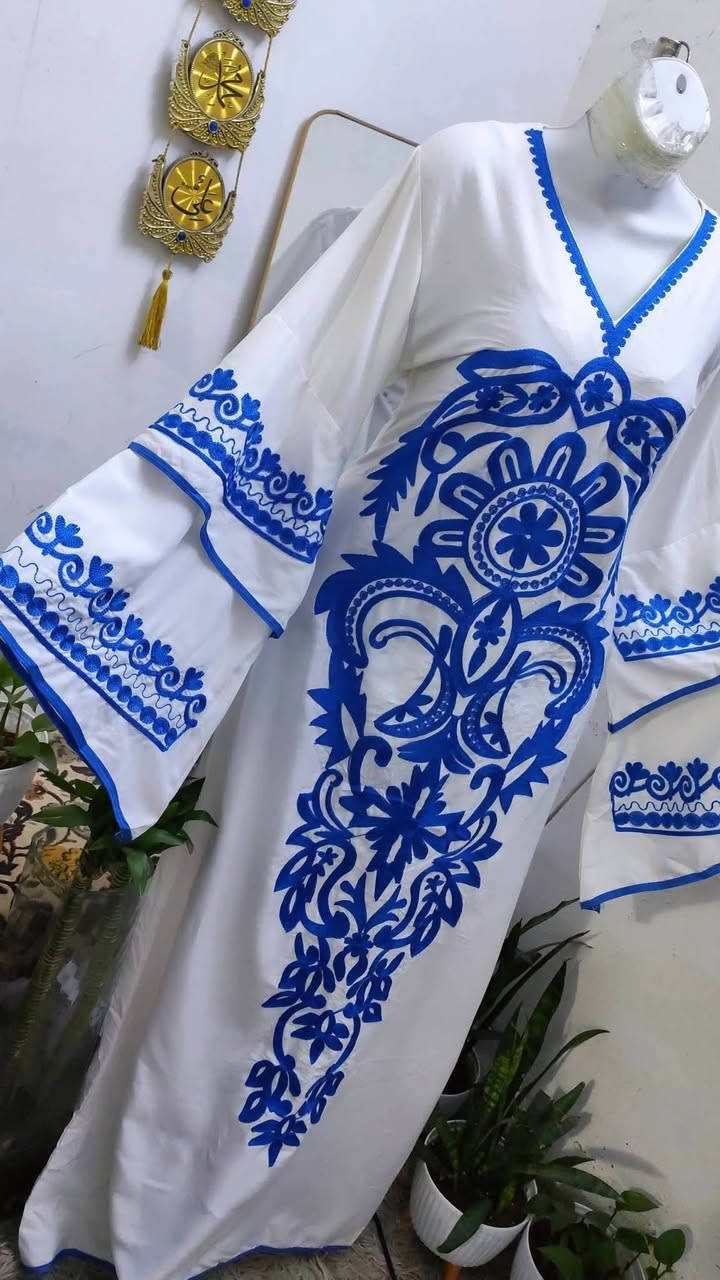 متوفر حاليأ #دشداشه_نسائية القطعه ٥الاف
عده كم وحده سعره يختلف


**إذا كنت صاحب هذا الإعلان وتريد حذفه لأي سبب، رجاءا أرسل رسالة إلى الدعم الفني**