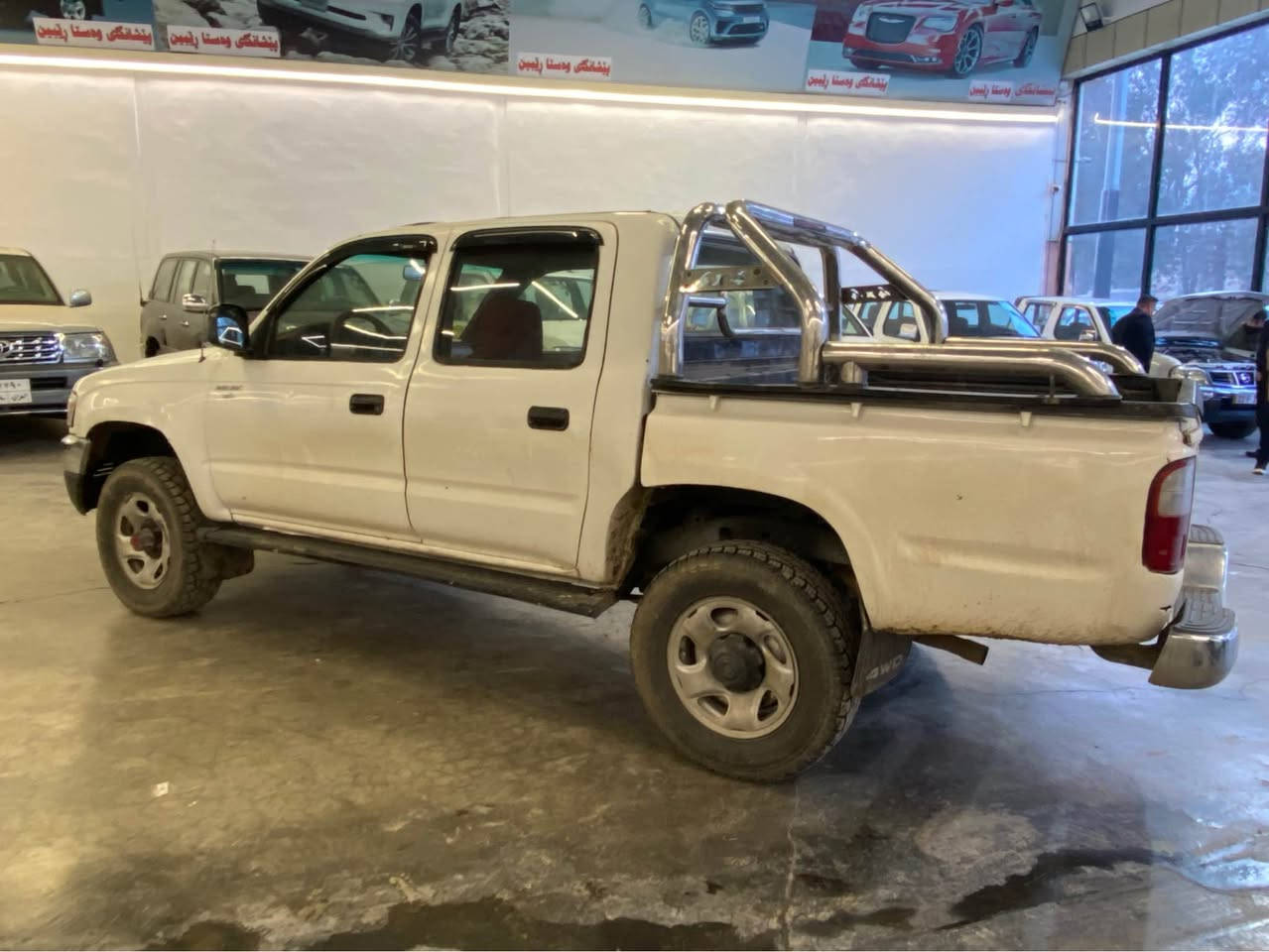 تويوتا 2001 ره قه م سليماني 
به شەرتی گێر ومەکینە و تەبریدو  ئەکسل ودە بل ئەکسل و ھەموگیانی  بەشەرت ئە م سە یا رە ئیمن نیە 
بۆ زانیاری زیاتر پە یوە ندی بە و ژمارە یە وە بکە 
*********** كويسينجاك, أربيل
