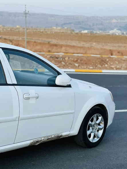 ماشەڵا لە ماڵی هەموولایەک
شۆفرلێت ئۆپترا مۆدیل2012گێڕعادی 
یەک پارچەوو سەر هیلالەکی  بۆیاخە
تایەو ویلی لۆک کامل جوانکاری کراوە
تاقم پێشوو دوای لۆک دینارێک مەسرەفی نیە 
سەنەوی ساڵێکە بەسەر چووە 
سەیارەکە ماڵی دۆستە کارەبایەتی گشت گیانی بەشەرت   سعری ٧٨$ مەجالێکی برایانە 
شوێن کۆیە 
بۆ زانیاری زیاتر ***********
***********
